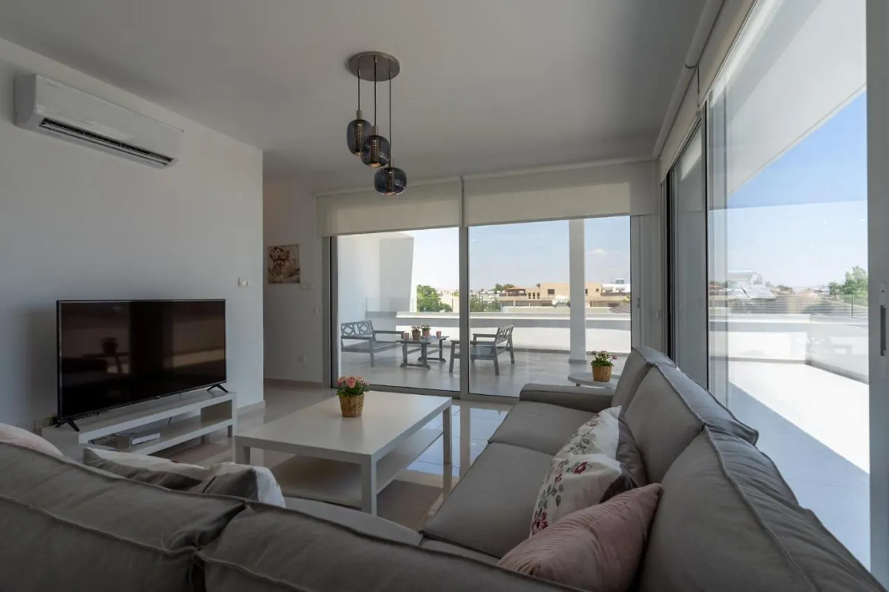 Apartment Harmonia 2-Br Apt In Livadia Larnaca